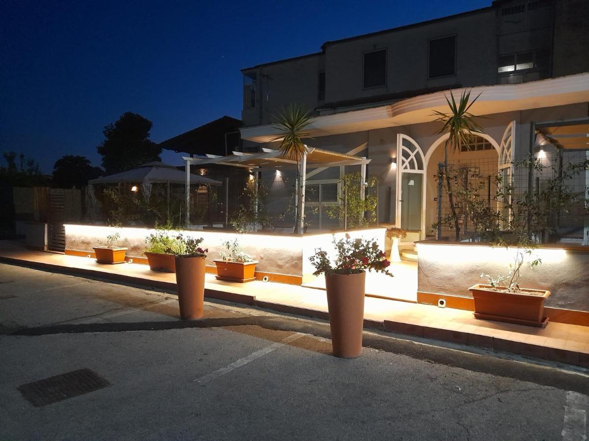 City Pompei Accommodations Exterior photo
